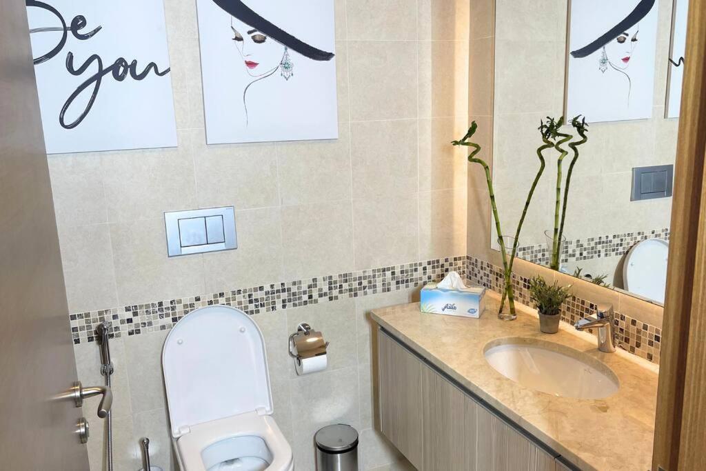 Apartment Yas Island Oasis Getaway 1br Amazon *