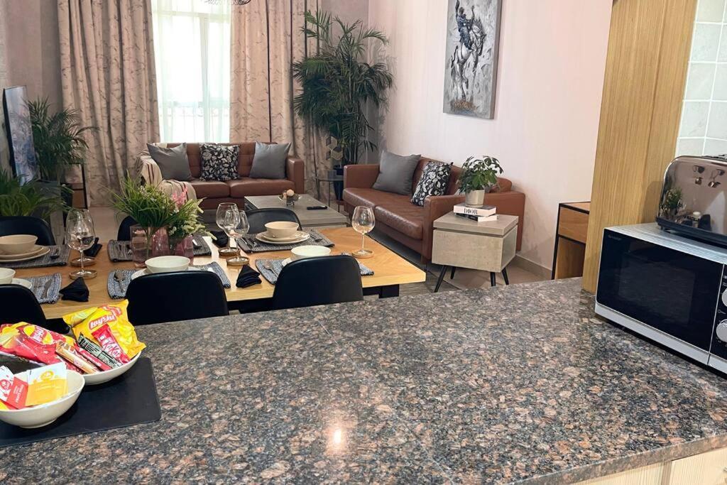 Yas Island Oasis Getaway 1br Amazon Apartment *